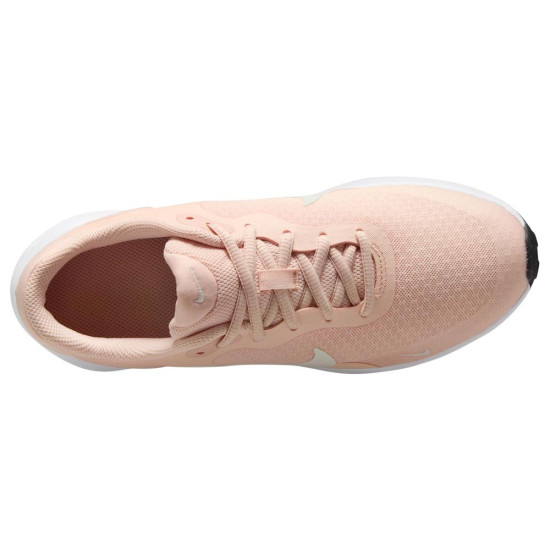 Nike Revolution 7